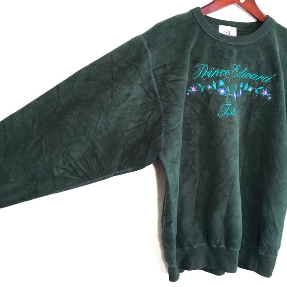 Vintage PEI fleece crewneck sweater green embroidered provincial memorabilia - Picture 3 of 7